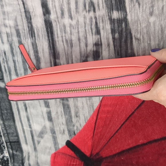 Kate Spade Spencer Saffiano Wallet - Picture 3 of 13